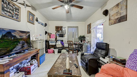 Houston 2-story, 1-bed 7010 Brownsville Street 3-idx