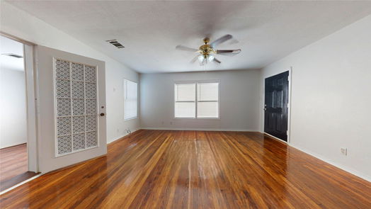 Houston 1-story, 3-bed 130 Zoe Street-idx