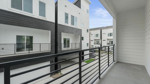 Houston 4-story, 3-bed 504 Schweikhardt Street B-idx