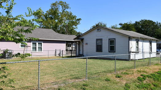 Houston 1-story, 2-bed 2207 Chew Street-idx