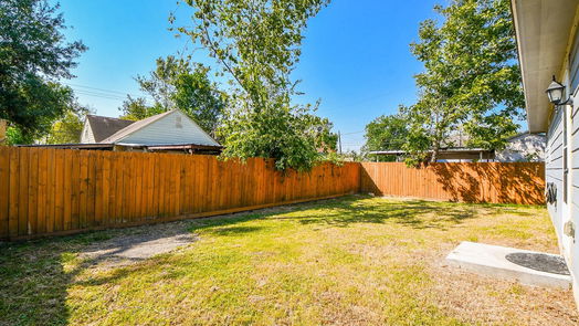 Houston 1-story, 3-bed 6506 Laredo Street-idx