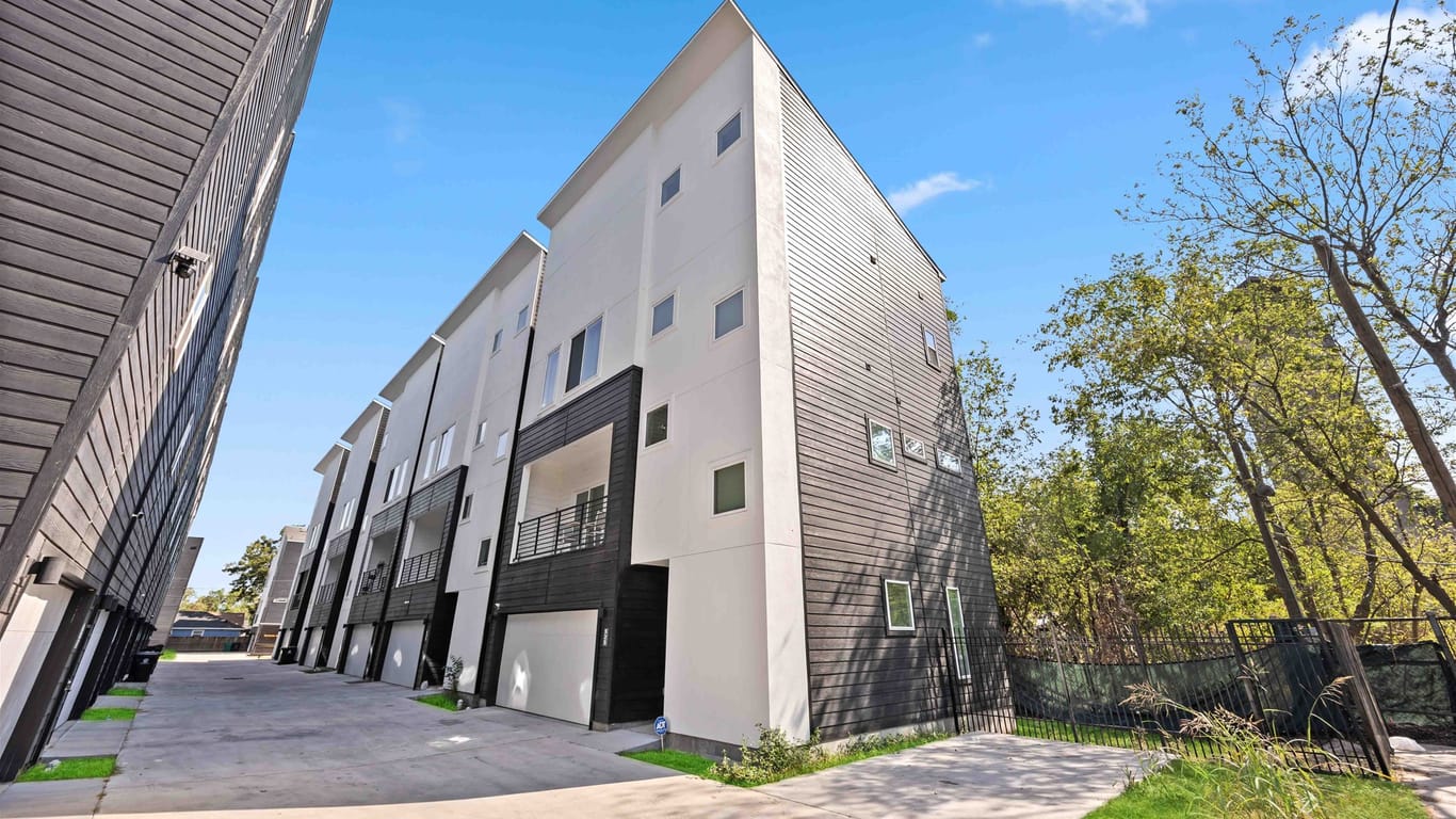 Houston 4-story, 3-bed 525 Schweikhardt Street-idx