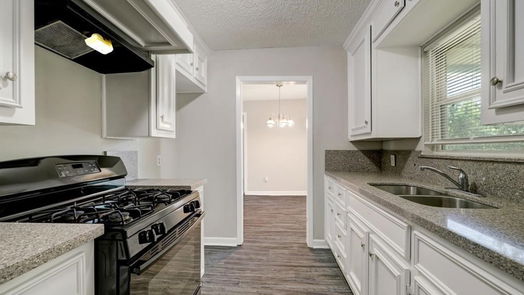 Houston 1-story, 3-bed 5311 Kingsbury Street-idx