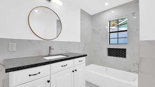 Houston 1-story, 4-bed 4522 Dewberry Street-idx