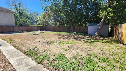 Houston 1-story, 3-bed 7120 Eastwood Street-idx