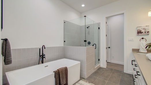 Houston 2-story, 3-bed 6402 Madrid Street B-idx