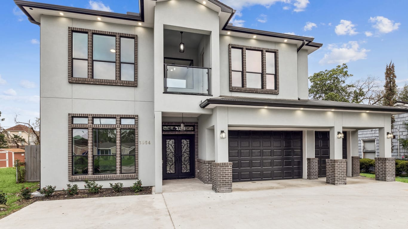Homes over $1M-1