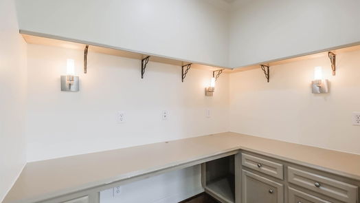 Houston 3-story, 5-bed 6350 W Mystic Meadow-idx