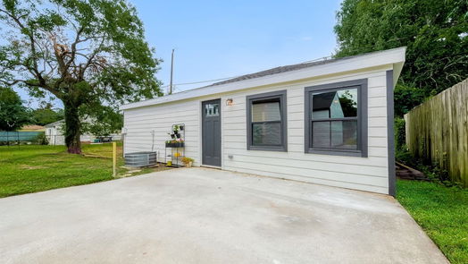 Houston 1-story, 3-bed 4838 Winfree Drive-idx