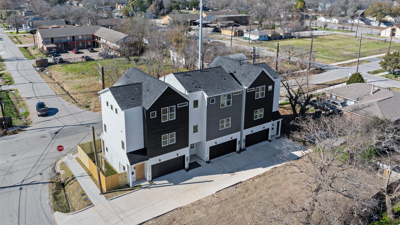 Houston 3-story, 3-bed 3601 Rebecca Street B-idx