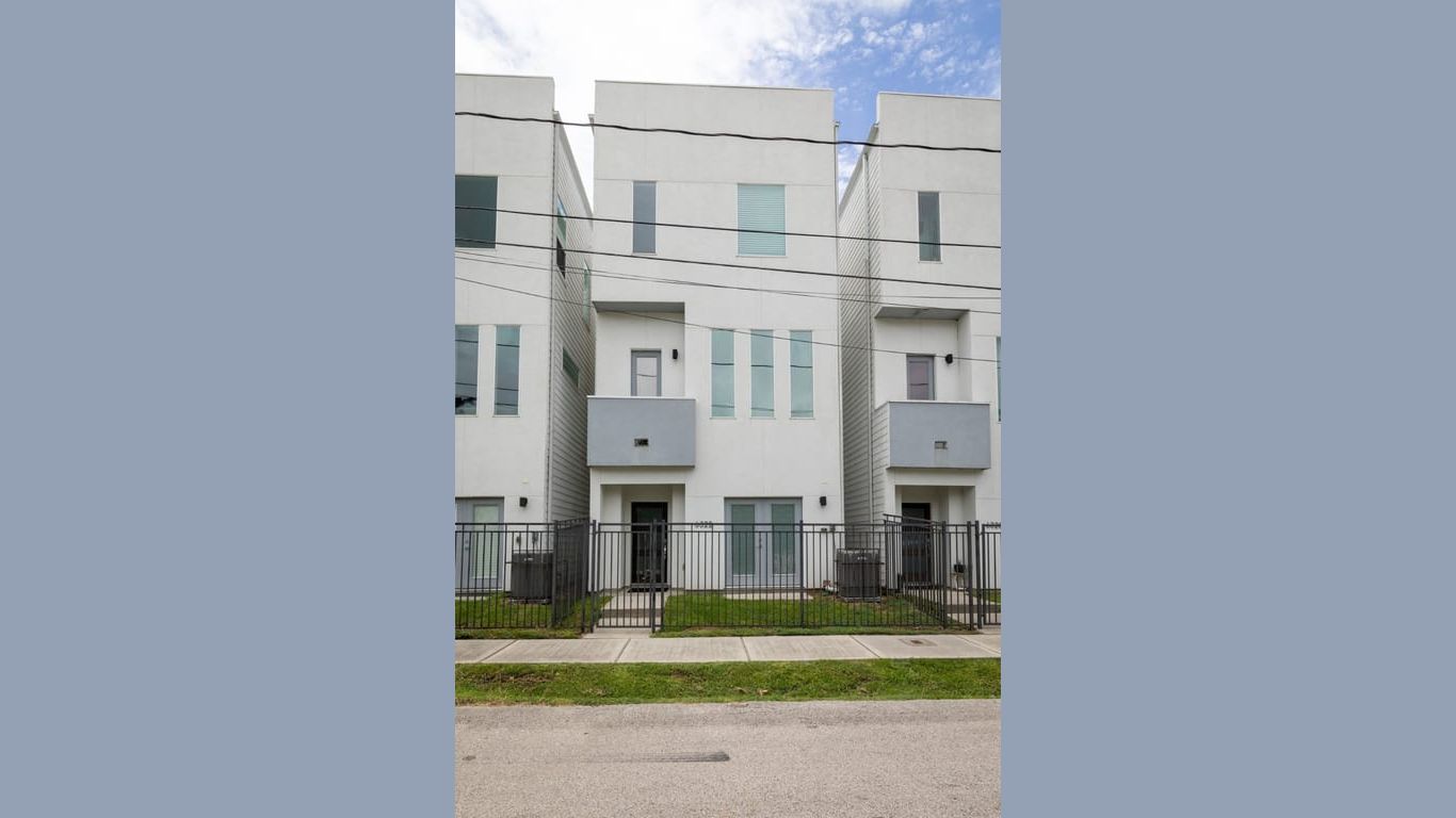 Houston 3-story, 3-bed 6322 Culberson Street-idx