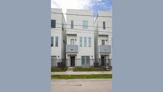 Houston 3-story, 3-bed 6322 Culberson Street-idx