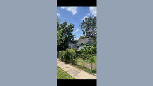 Houston 1-story, 2-bed 6820 England Street-idx