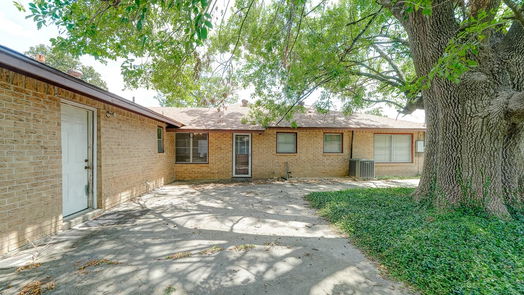 Houston 1-story, 4-bed 5402 Tallow Lane-idx