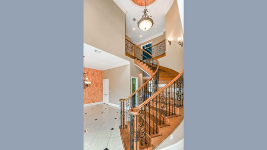 Houston 2-story, 6-bed 5411 Leopold Dr-idx