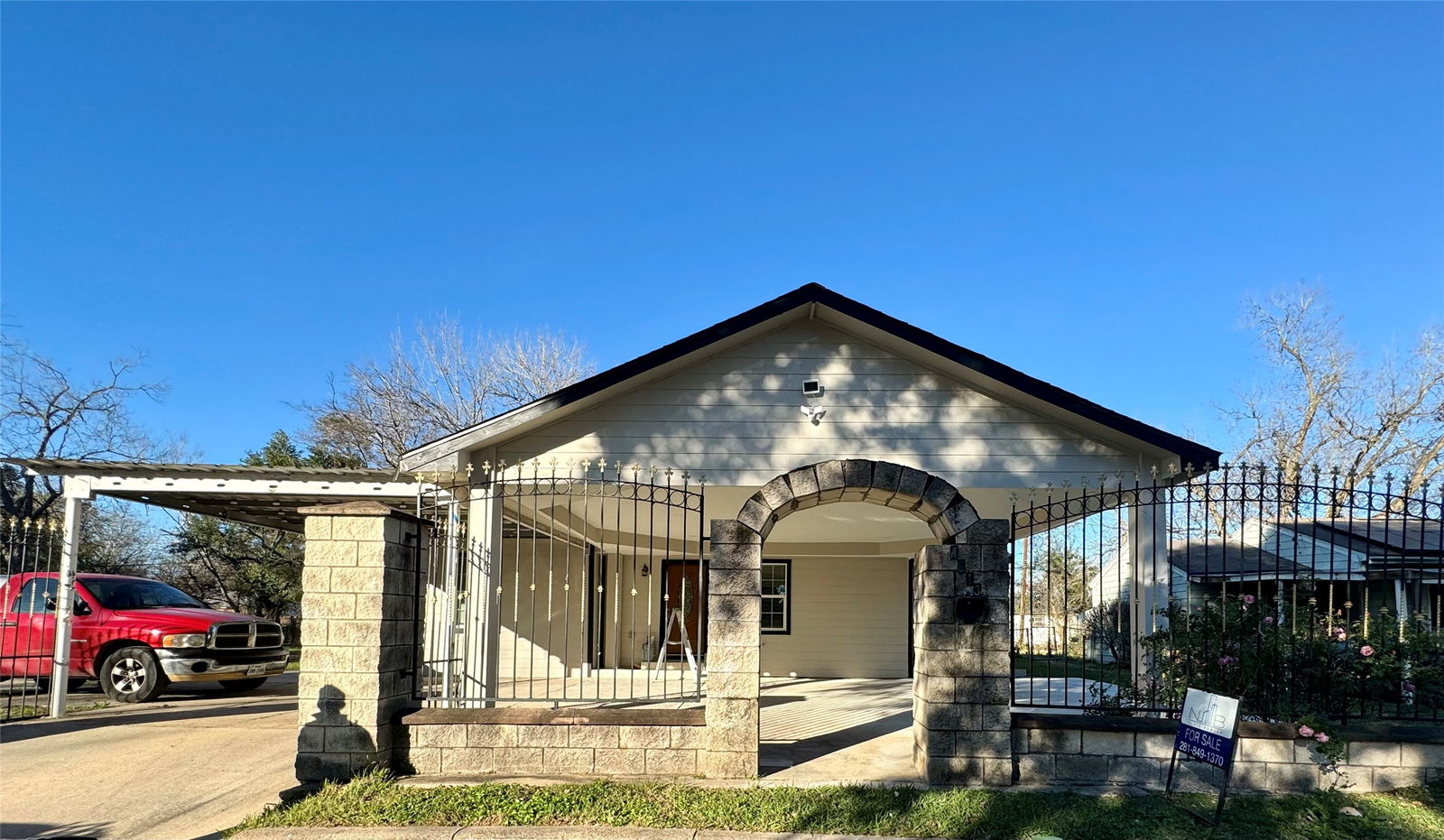 Houston 1-story, 4-bed 4613 Dewberry Street-idx