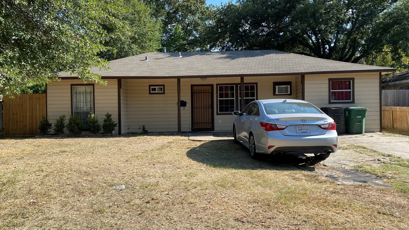 Houston 1-story, 3-bed 5314 Browncroft Street-idx