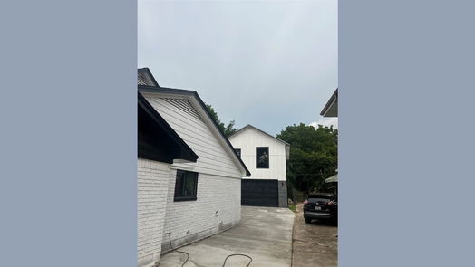 Houston 2-story, 3-bed 3943 Fernwood Drive-idx