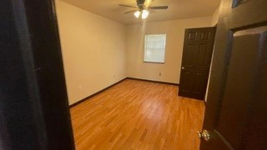 Houston 1-story, 5-bed 6327 Goforth Street-idx