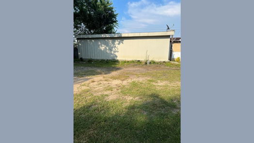 Houston 1-story, 2-bed 7715 W Hardy Road-idx