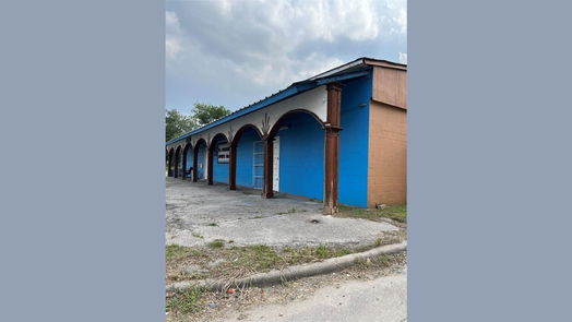 Houston 1-story, 2-bed 7715 W Hardy Road-idx