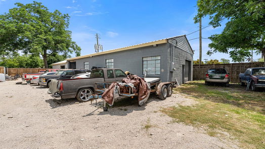 Houston 1-story, 3-bed 713 Berry Road-idx