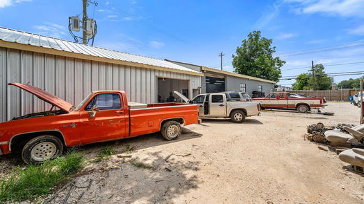 Houston 1-story, 3-bed 713 Berry Road-idx