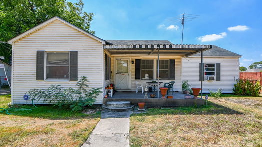 Houston 1-story, 3-bed 108 Fichter Street-idx