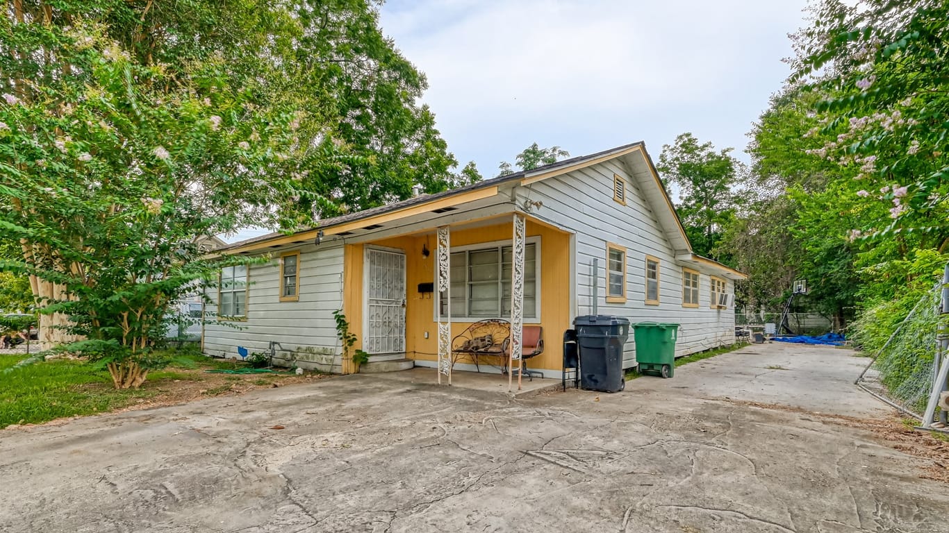 Houston 1-story, 3-bed 508 Neyland Street-idx