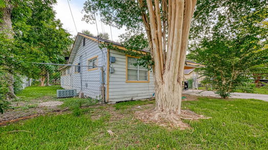 Houston 1-story, 3-bed 508 Neyland Street-idx