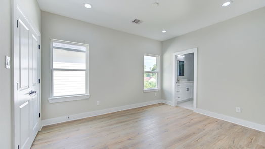 Houston 2-story, 3-bed 724 E 38th St A-idx