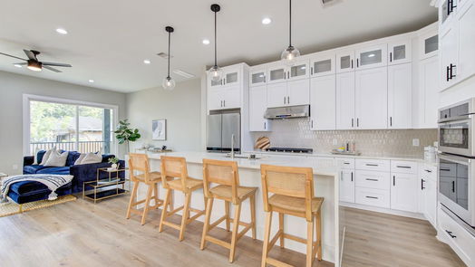 Houston 2-story, 3-bed 724 E 38th St A-idx