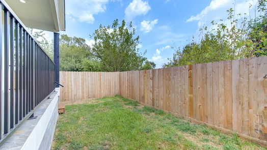 Houston 2-story, 3-bed 724 E 38th St A-idx