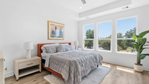 Houston 3-story, 3-bed 724 E 33rd Street-idx