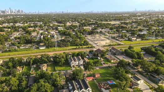 Houston 2-story, 3-bed 816 E 38th Street B-idx
