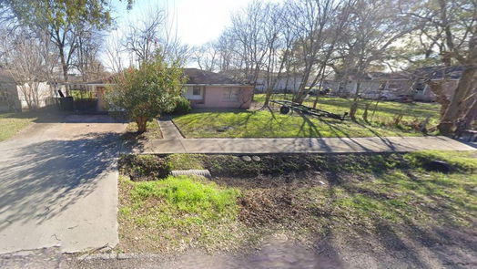 Houston 1-story, 2-bed 702 E 41st Street-idx