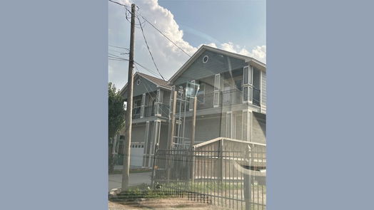 Houston 1-story, 2-bed 3506 Hinton Boulevard-idx