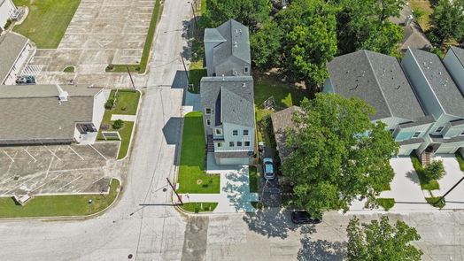 Houston 3-story, 3-bed 1401 E 33rd Street-idx