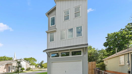 Houston 3-story, 3-bed 1401 E 33rd Street-idx