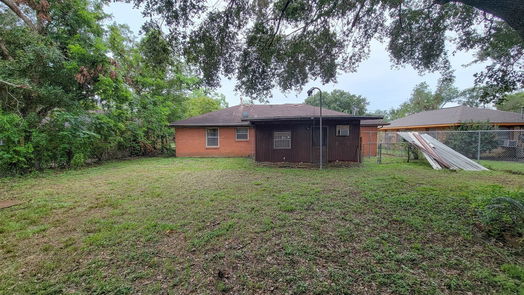 Houston 1-story, 3-bed 203 Spell Street-idx