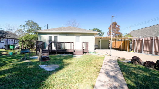 Houston 1-story, 3-bed 734 Mcdaniel Street-idx