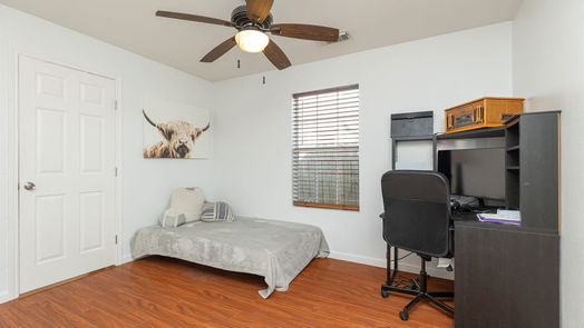 Houston 1-story, 5-bed 531 Dogwood Street-idx