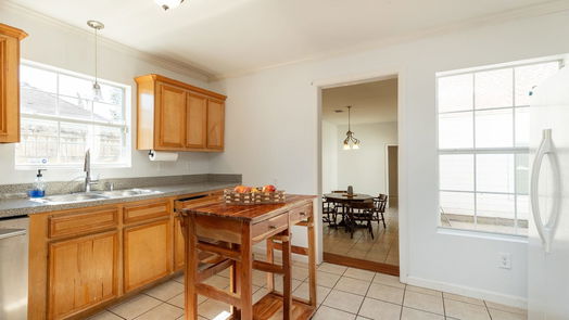 Houston 1-story, 5-bed 531 Dogwood Street-idx