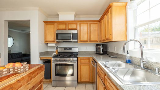 Houston 1-story, 5-bed 531 Dogwood Street-idx
