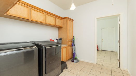 Houston 1-story, 5-bed 531 Dogwood Street-idx