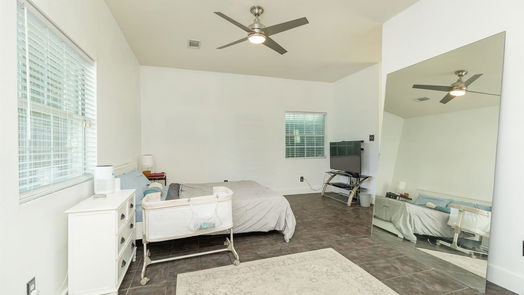Houston 1-story, 5-bed 531 Dogwood Street-idx