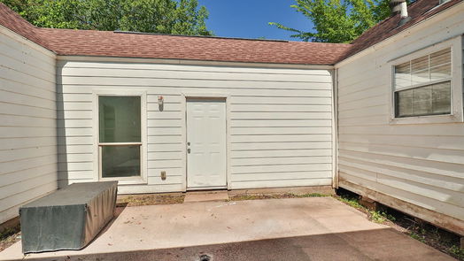 Houston 1-story, 5-bed 531 Dogwood Street-idx