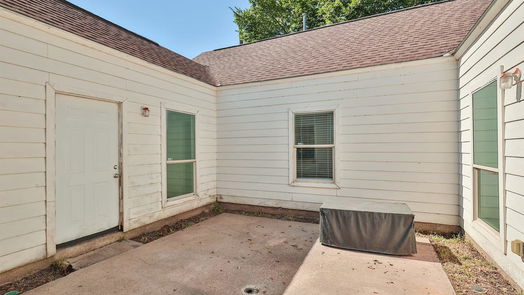 Houston 1-story, 5-bed 531 Dogwood Street-idx
