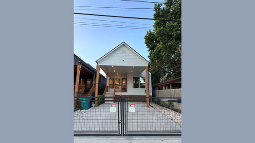 Houston 1-story, 3-bed 1419 E 32nd 1/2 Street B-idx