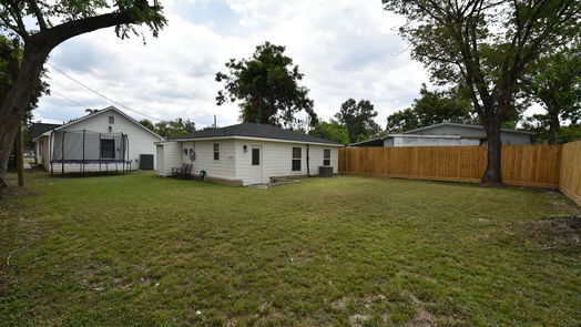 Houston 1-story, 5-bed 729 Caperton Street-idx